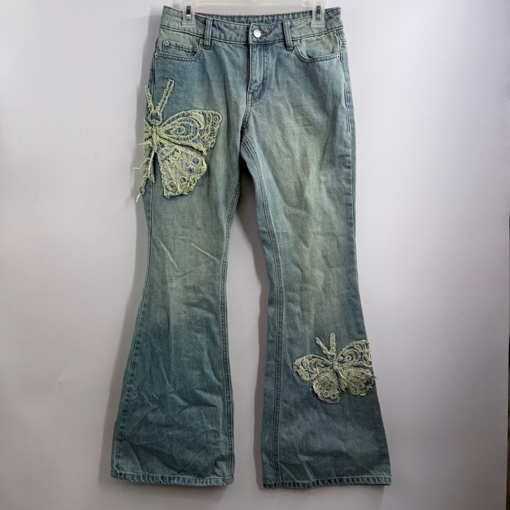 BDG Urban Outfitters Butterfly Applique Jeans 25 Low Rise Flare Y2K Fairy Grunge